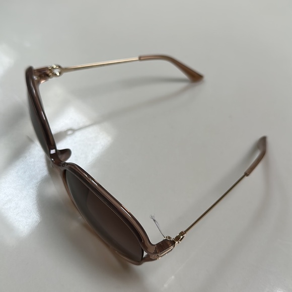 Salvatore Ferragamo Round Sunglasses - Picture 8 of 9